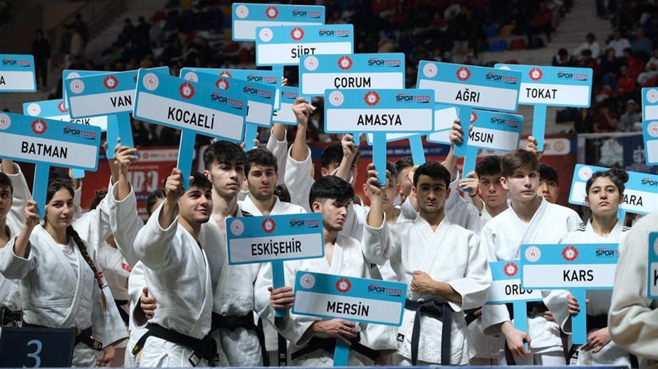 Spor Toto Gençler Türkiye Judo Şampiyonası Kocaeli’nde başladı..!