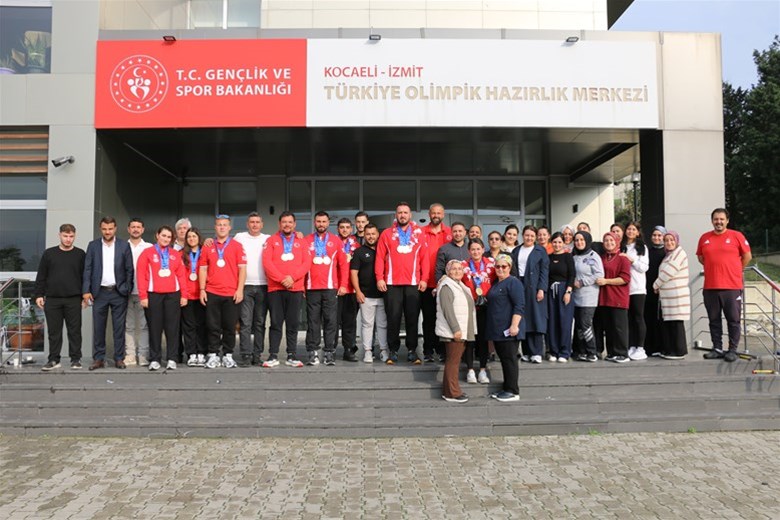 TÜRK ATICILIĞINDAN AVRUPA’DA TARİHÎ BAŞARI: 13 MADALYA, REKORLAR VE ŞAMPİYONLUKLAR!