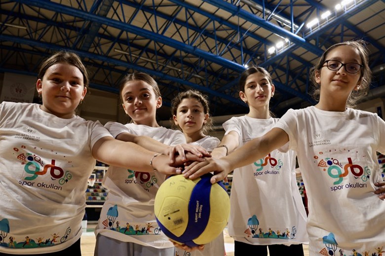 🎯 Çocuğunuzun spora ilk adımı GSB Spor Okullarında!