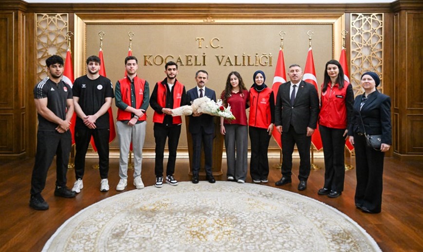 Gençlik Haftası Kapsamında Kocaeli Valimiz İlhami Aktaş’a Ziyaret